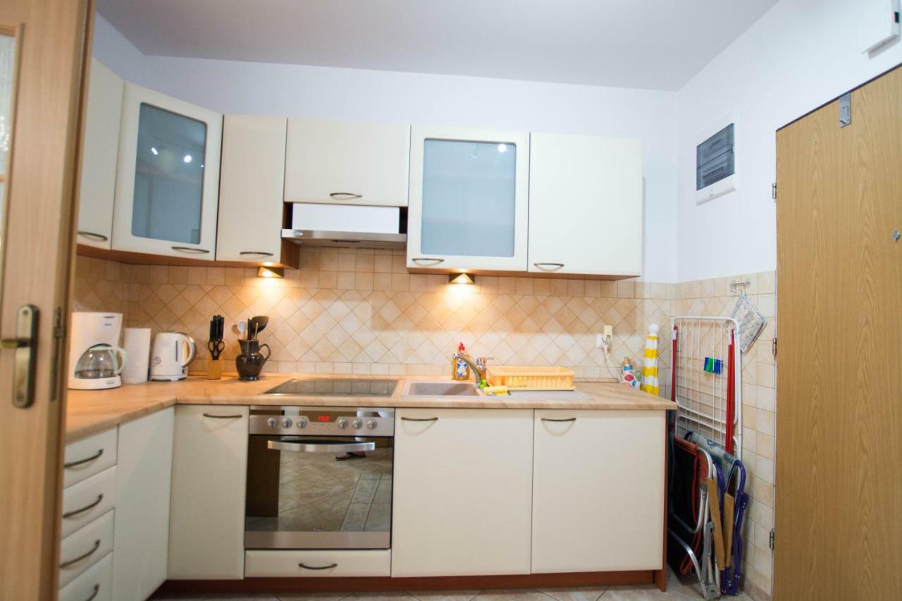 Apartament Makadi Apartment เมียนซิดดรอแย ภายนอก รูปภาพ