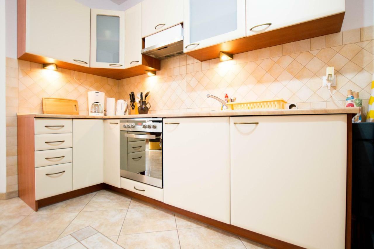 Apartament Makadi Apartment เมียนซิดดรอแย ภายนอก รูปภาพ