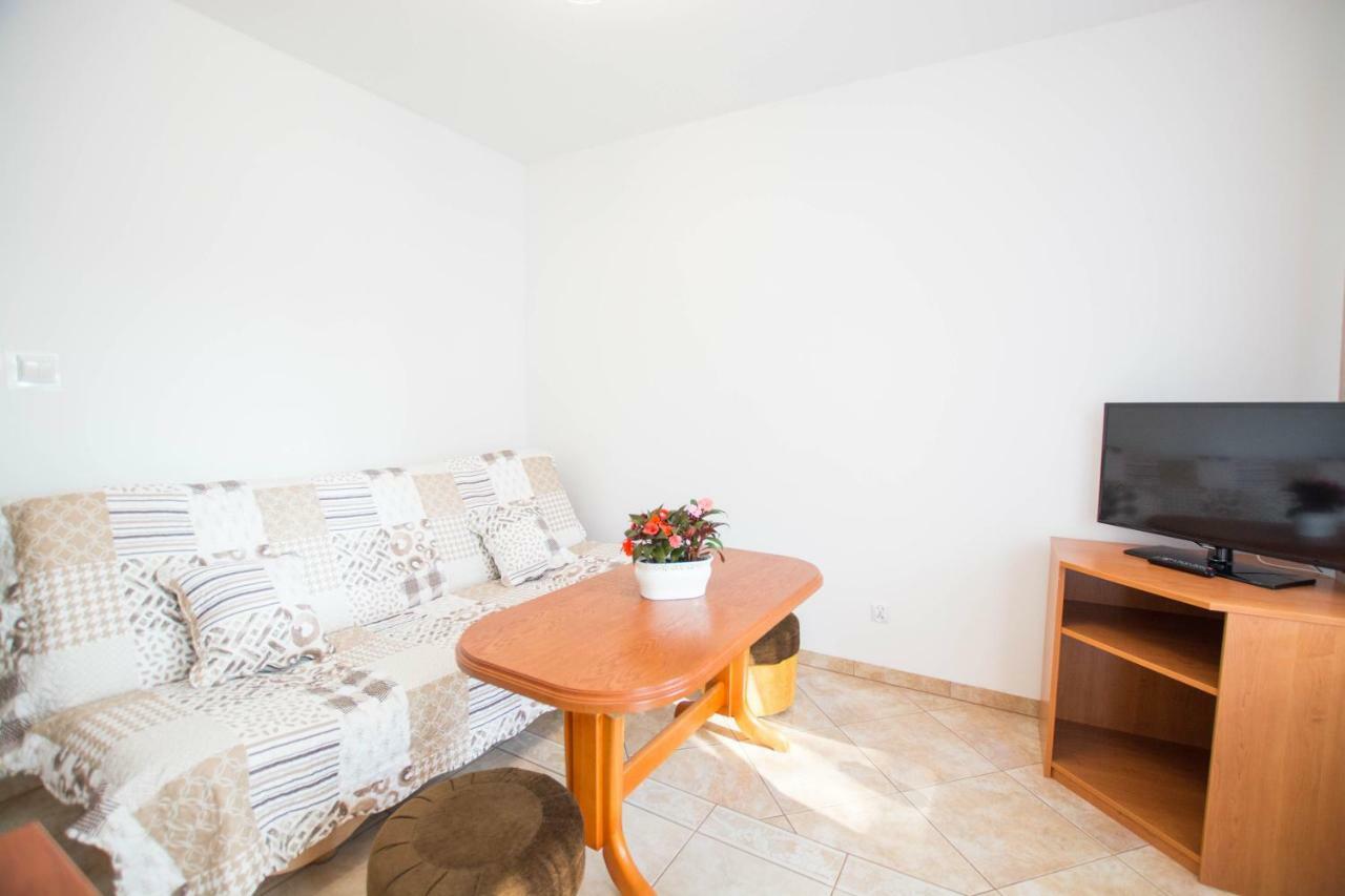 Apartament Makadi Apartment เมียนซิดดรอแย ภายนอก รูปภาพ
